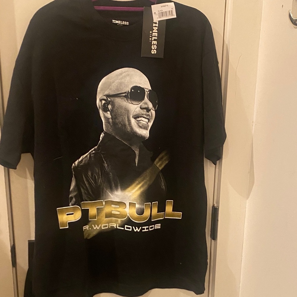Timeless Black Graphic Tee